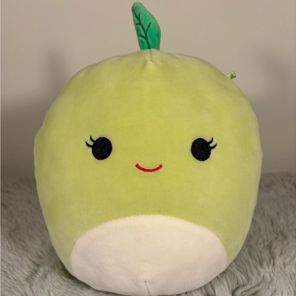 Squishmallows Ashley The Green Apple Plush